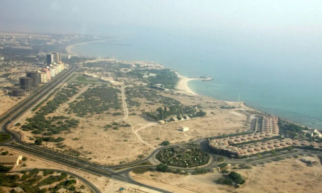 Iran Signs $900 Million Deal to Develop Offshore Gas Field